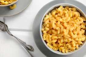 2-ingredient-mac-and-cheese-realsimple-GettyImages-545548874