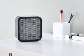 Amazon Basics 500-Watt Ceramic Small Space Personal Mini Heater Tout