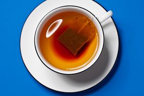 Anti-Inflammatory Teas: Brewing Black Tea Bag 4/5
