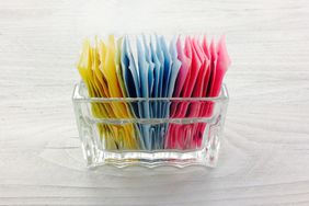 artificial-sweeteners-and-health-realsimple-GettyImages-1206084181