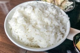 can-you-microwave-rice-GettyImages-1328865231