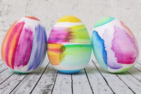3 colorful Easter eggs