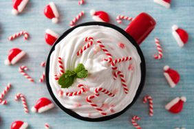 how-to-make-starbucks-holiday-drinks-GettyImages-1184434395