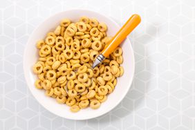 most-popular-breakfast-cereals-in-america-realsimple-GettyImages-932795154