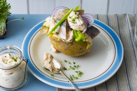 reheat-baked-potato-GettyImages-1140196993