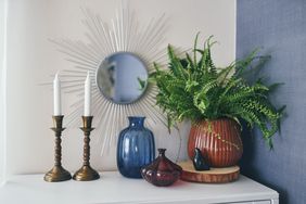 spring-mantle-decor-GettyImages-1301193232