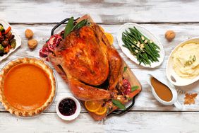 thanksgiving-prep-realsimple-GettyImages-1342817784