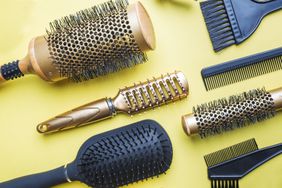wet-brush-or-dry-brush-GettyImages-1176749958